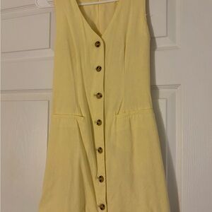 Francesca's Collections Yellow Sleeveless V-Neck Midi Sundress